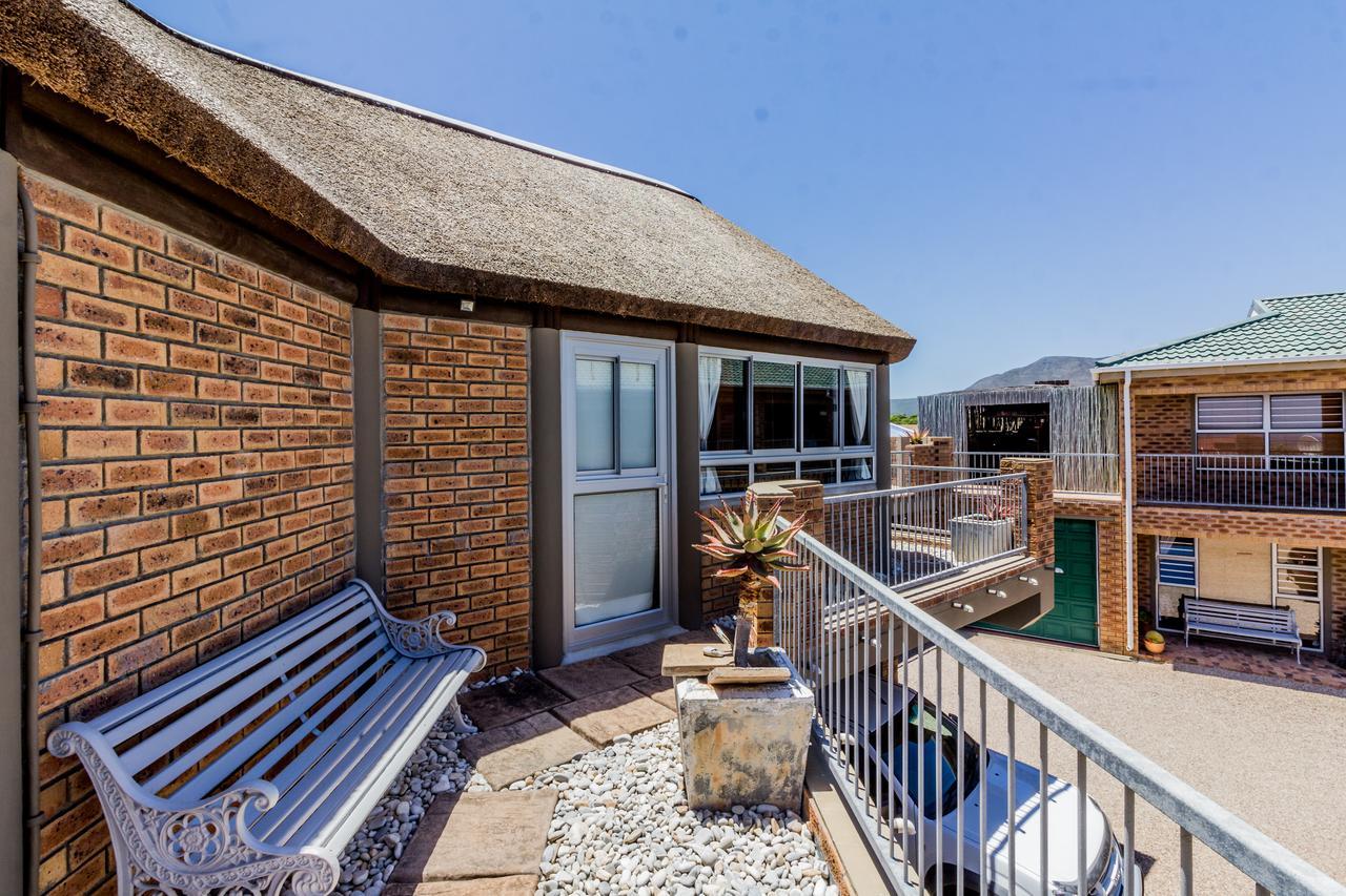 Walkerview Apartments Gansbaai Exteriör bild